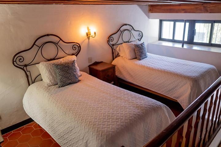 Hotel El Farol Parras de la Fuente Extérieur photo