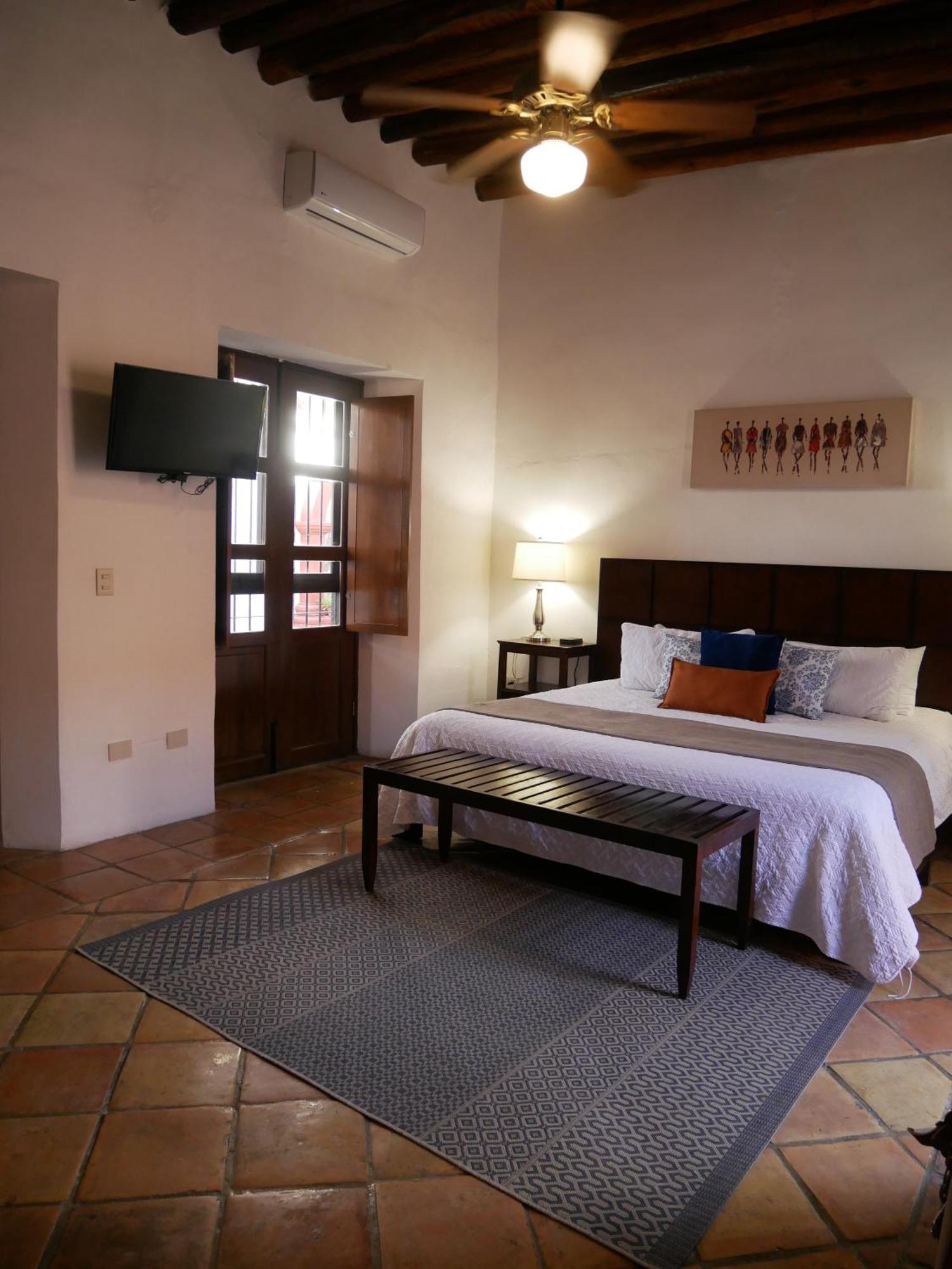 Hotel El Farol Parras de la Fuente Extérieur photo